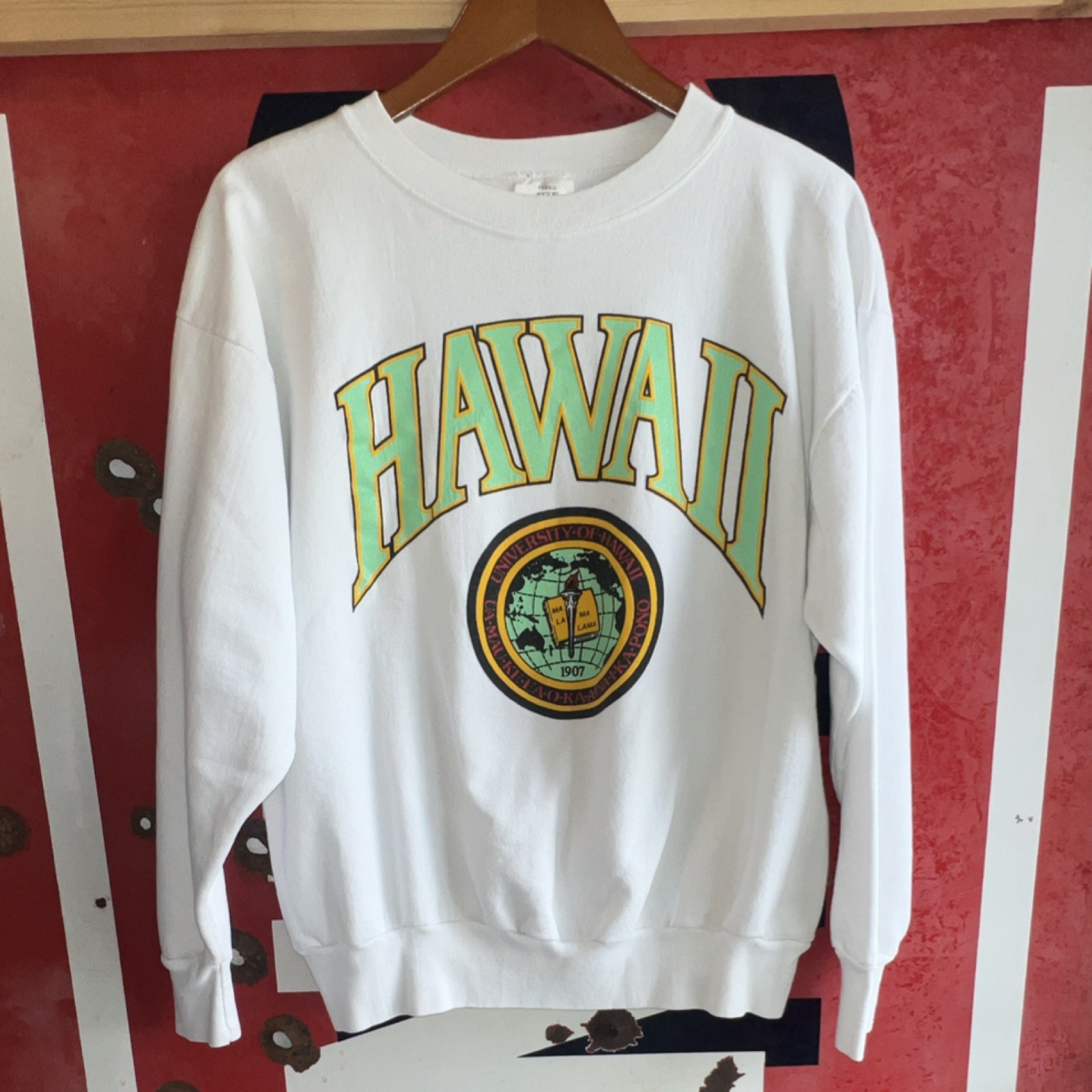 University of Hawaii Fleece Crewneck Sweatshirt XL White