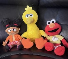 Sesame Street 18" And 14  Plush Toy Lot of 3 Big bird, Elmo and Gabrielle