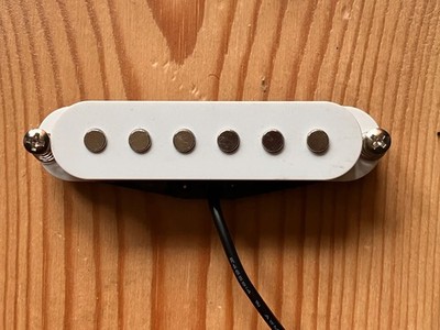 Harley Benton Standard Series ST20 Gitarre Mittel Tonabnehmer 6,6K Ohm