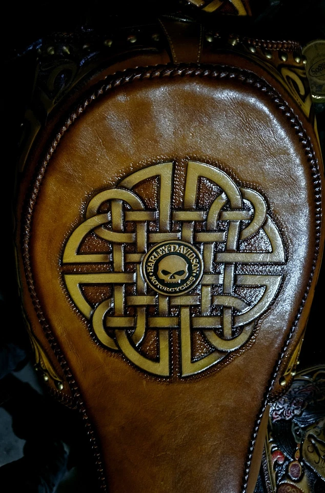 Asiento de carretera Harley Davidson Foto 3 de 4