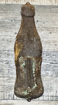 Original 1923 Coca-Cola Bottle Embossed Tin 17'' Flat Style Thermometer Sign