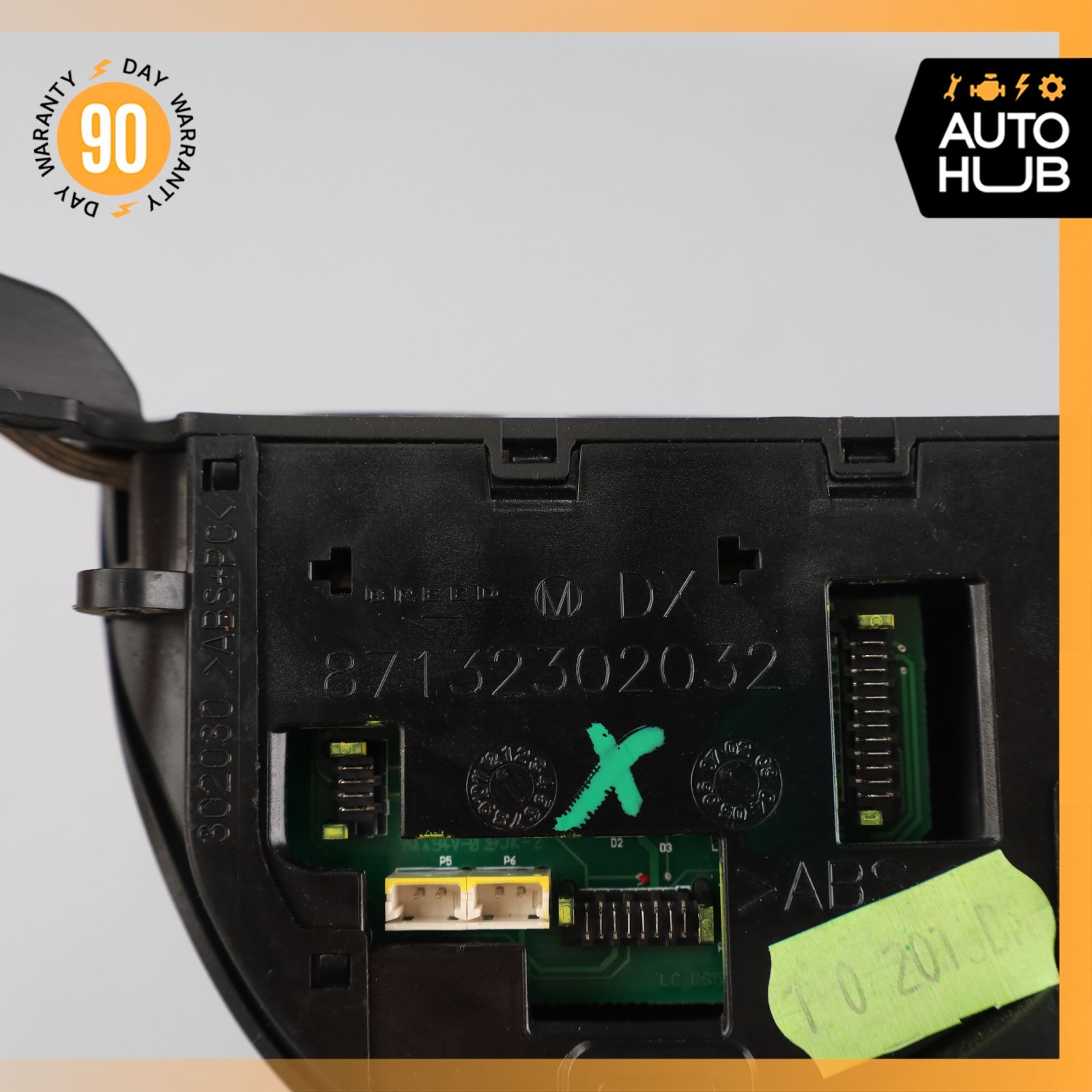04-19 Maserati GranTurismo M145 Right Side Steering Wheel Button Switch OEM 60k