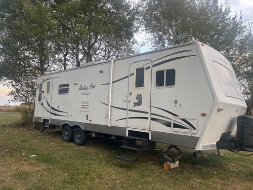 2007 Artic fox camper