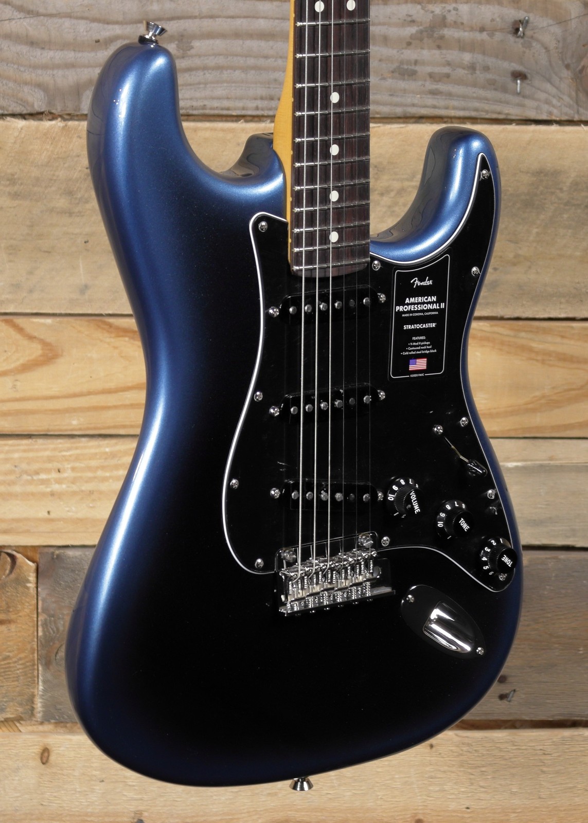Fender American Professional II Stratocaster Dark Night 299090₽