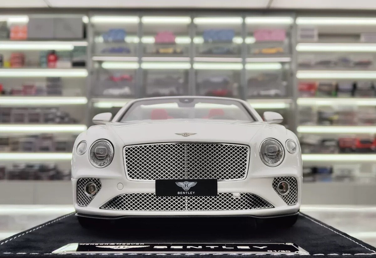 ミニカー Bentley Continental GTC Speed 2009 Bentley Continental GTC Speed specs (2009-2011): performance