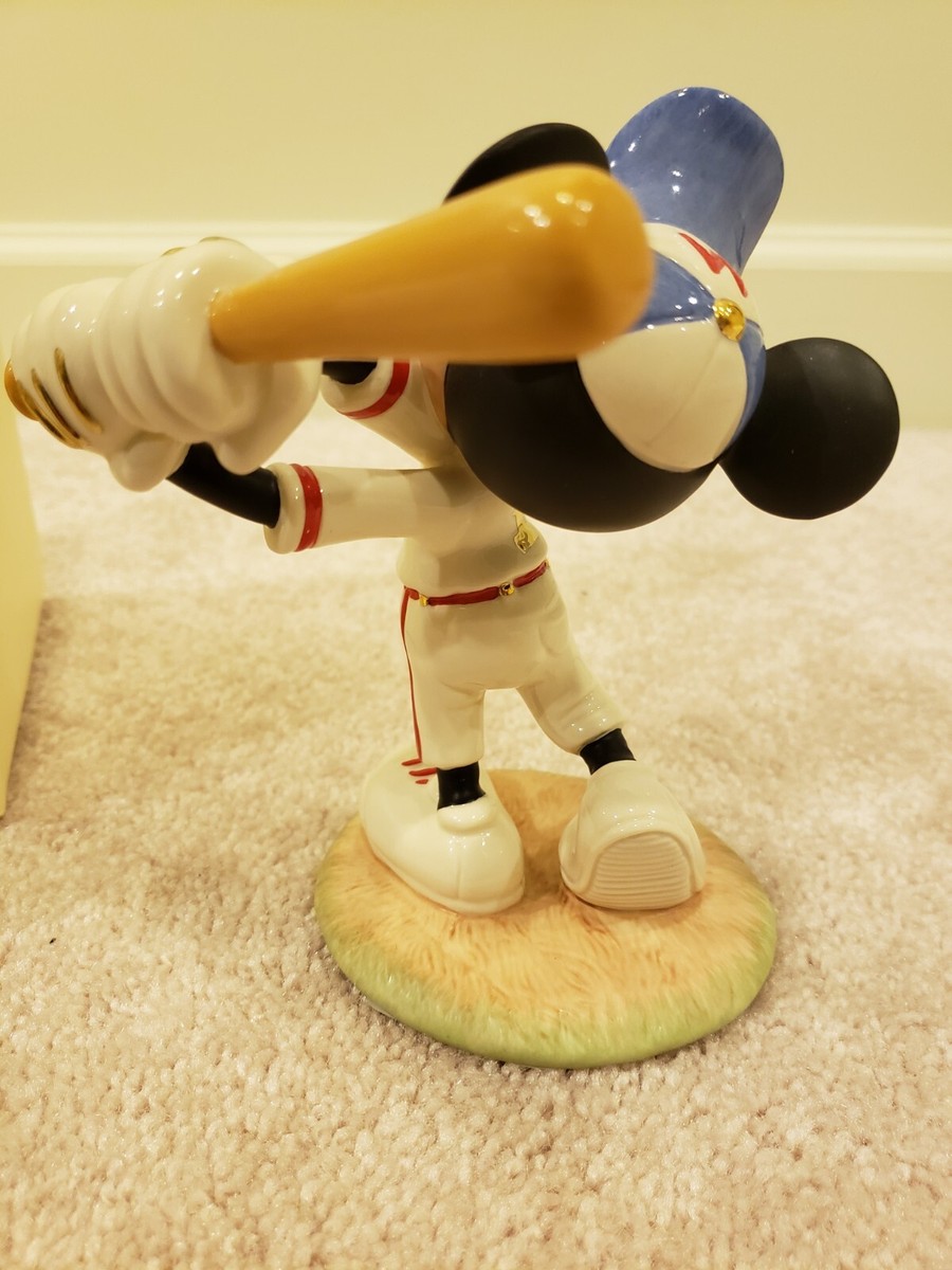 LENOX レノックス ミッキーマウス Mickey Up at Bat Lenox Disney Showcase Mickey Mouse up at Bat Figurine for