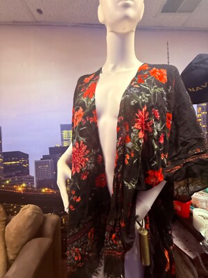 American Eagle Embrace Effortless Style: Lightweight Floral Print Poncho NWT