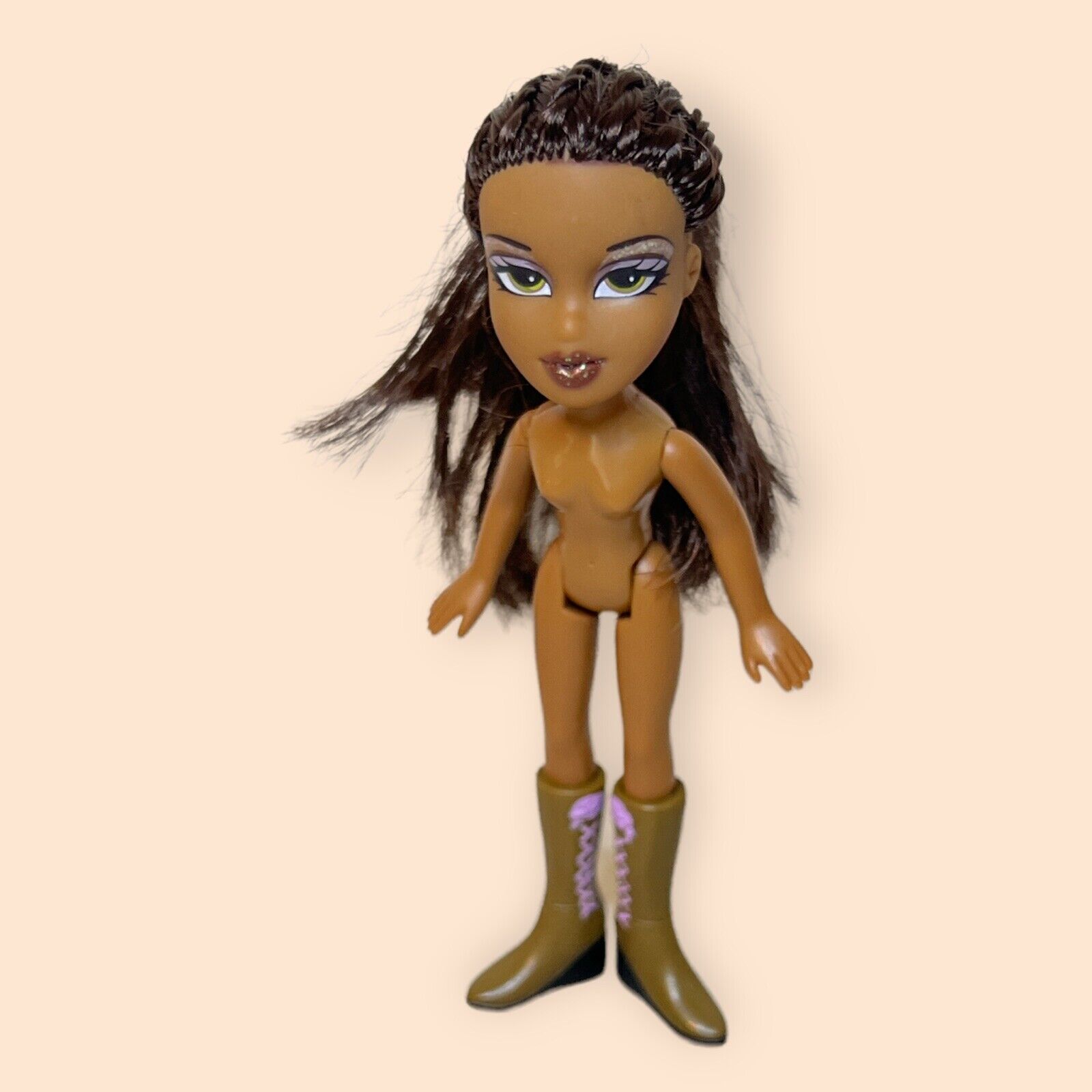 BRATZ NIGHTY NITE Sasha Doll with Funk Out Sasha Pants Glam T