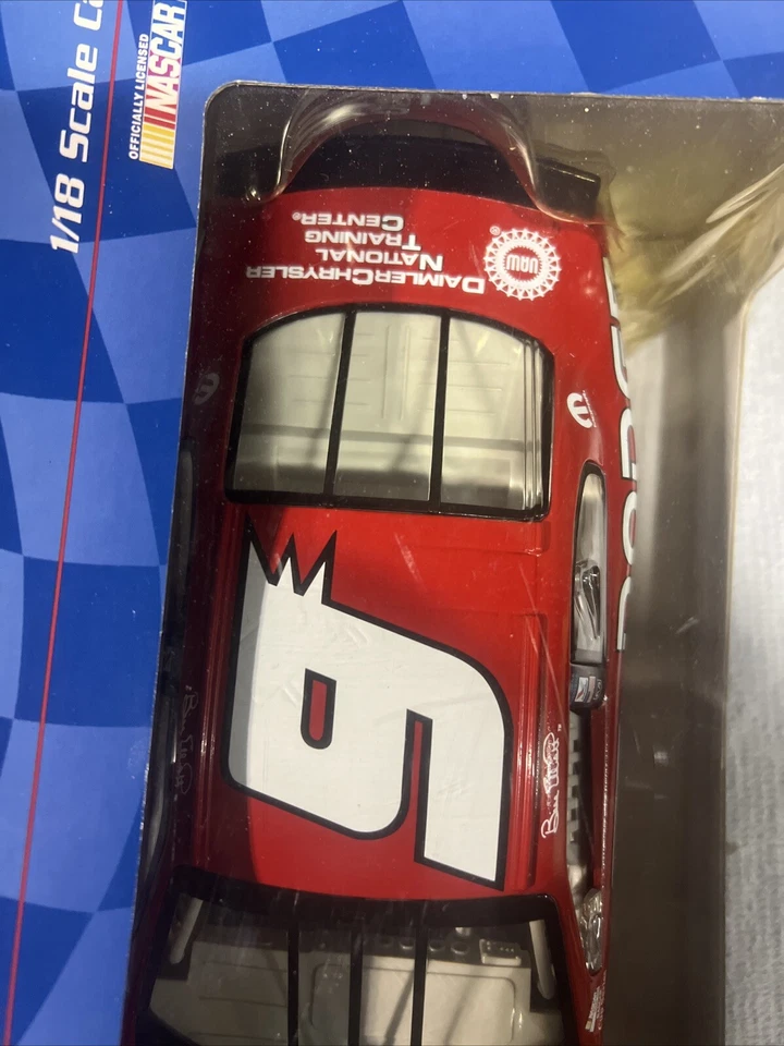 NIB ~ WINNERS CIRCLE ~ 2003 BILL ELLIOTT #9 DODGE 1/18 LIMITED EDITION STOCK CAR - Image 3 of 4