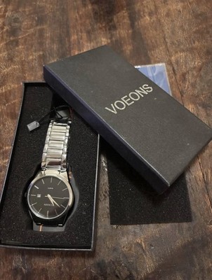 Curren Men's Quartz Watch with Voeons Box