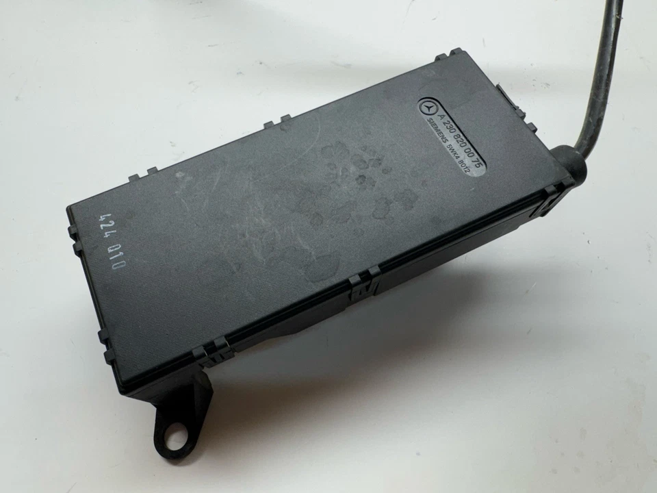 03-06 Módulo de antena de entrada sin llave para puerta Mercedes R230 SL500 SL55 AMG fabricante de equipos originales Foto 3 de 4