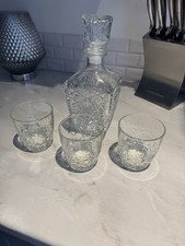 Whisky decanter Set, 3 Glasses