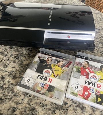Sony PlayStation 3 PS3 PAL Schwarz mit Controller + FIFA11/12 + Kabel