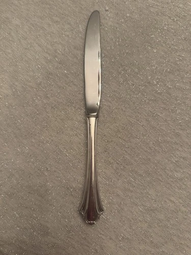 BEL CHATEAU BY LUNT STERLING SILVER KNIFE 9 " Pre-owned