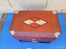 Beautiful Lacquered Spanish Cedar Humidor