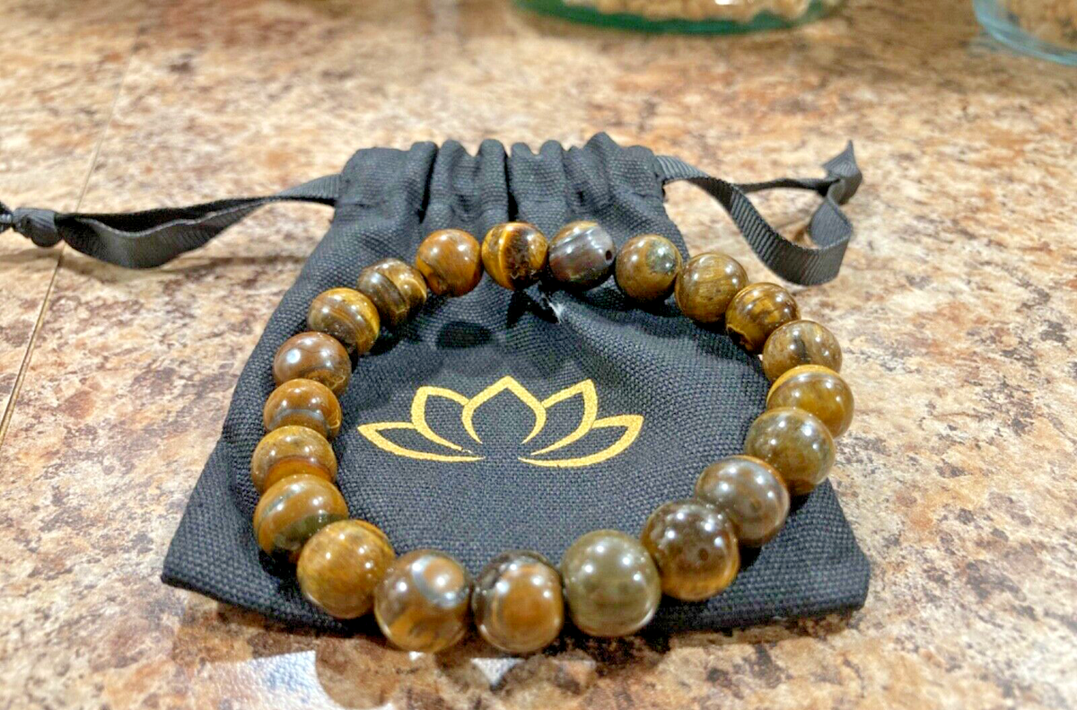 Vintage Cambodian Buddha Bracelet Bundle Buddha Wood Bracelet - Spiritual Beauty & Tranquility  main image 4