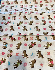 Horses W Pink Bow Details 100% Cotton Pillowc...