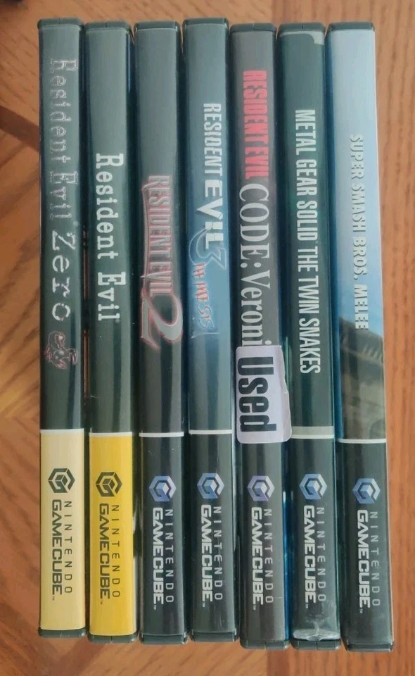 GameCube Lot - Resident Evil/MGS/SSBM/Intec Screen+Battery/Control+System - Read - Image 2 of 4