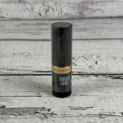 Revlon Street Chic Lipstick 423 Pink Velvet Sealed