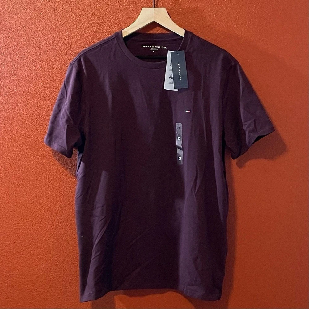 Tommy Hilfiger Men's NWT Classic Plum Quick Dry Cotton Tee Shirt