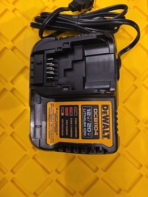 DEWALT 4 Amp Battery Charger 12V & 20V Volt MAX Li-Ion DCB1104 