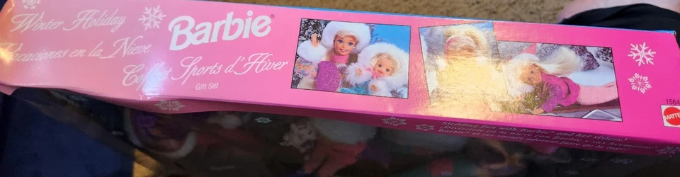 NUEVO EN CAJA Barbie vintage 1995 vacaciones de invierno con conjunto de regalo para hermanas Mattel #15695 Foto 2 de 4