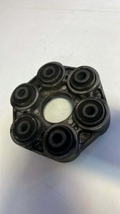 BMW 3 F30, F80 Antriebswelle Gummi Anschluss 2.00 Diesel 7605629