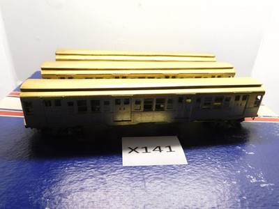 X141 Custom Brass R-4 subway car set - Messing Modell