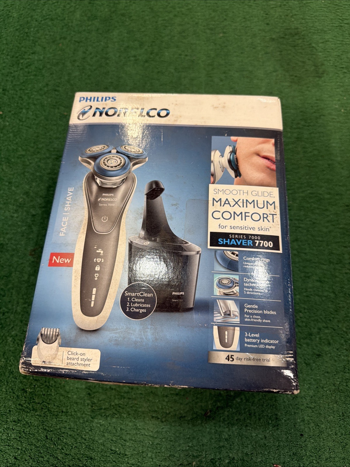 Philips Norelco 7700 Cordless Rechargeable Men's Shaver -new