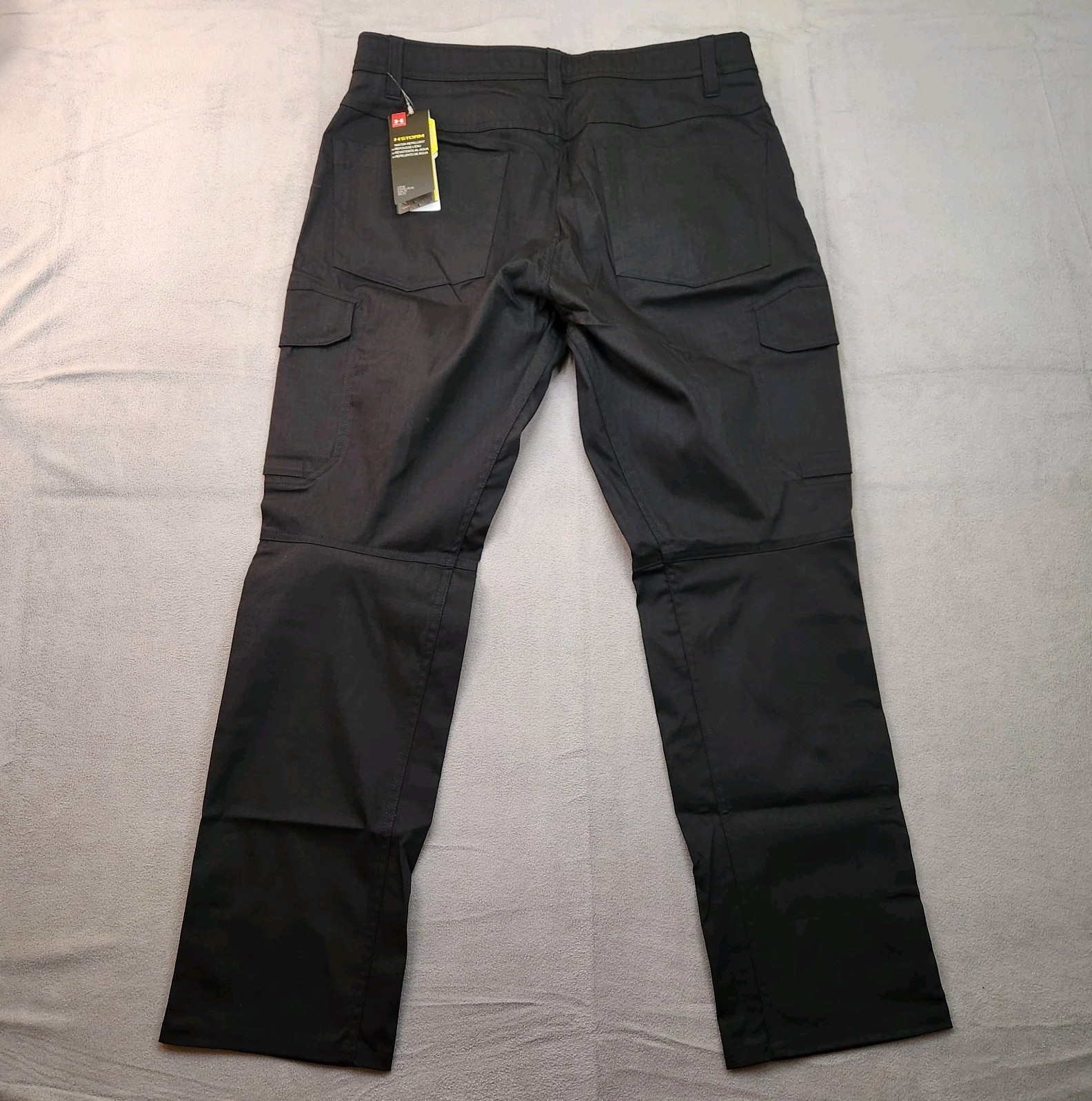 NWT Under Armour Storm Cargo Pants Men's 34x30 Black Loose Water Repellent thumbnail 9