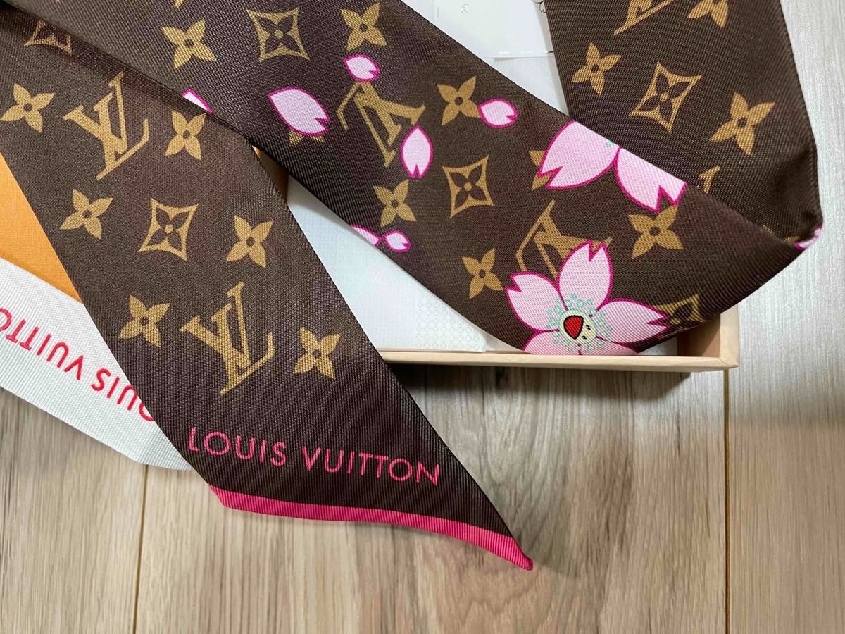 【トロピカルな気分】★LOUIS VUITTON★ Bandeau スカーフ Louis Vuitton Takashi Murakami Cherry Blossom Monogram
