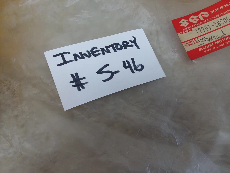 Cubierta de cubierta del radiador del tanque de combustible diestro y derecho para Suzuki RM250 y RMX250 1989-1996 NOS de colección Foto 4 de 4