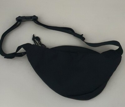 SS21 Supreme Vampire Boy black waist bag Water resistant artwork