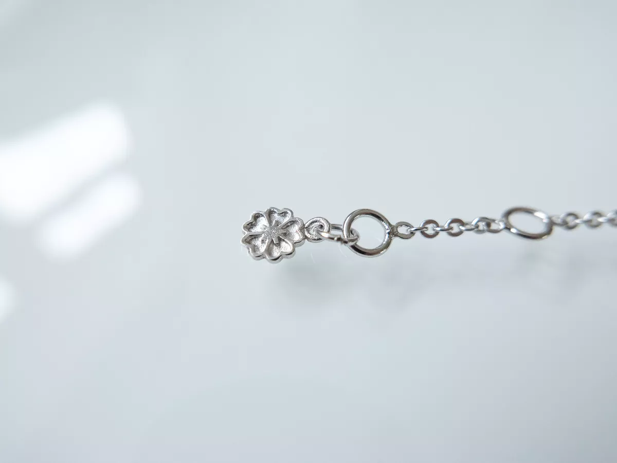 Azuni bracelet shop