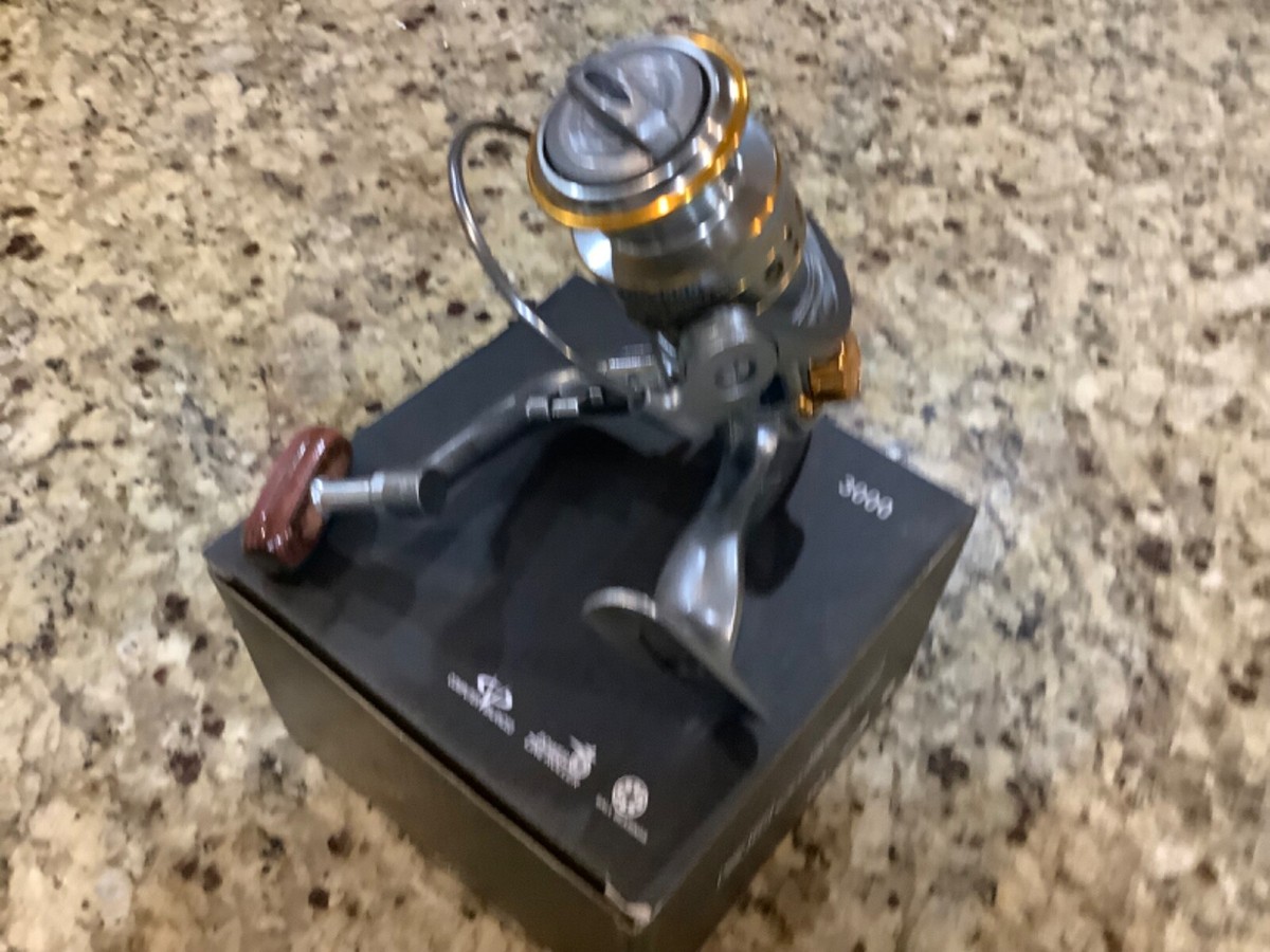 DC 3000 spinning fishing reel. | eBay