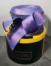 Vintage Donna Vinci Couture Lavender, Embellished Embroidery Bow. Unused W/Box