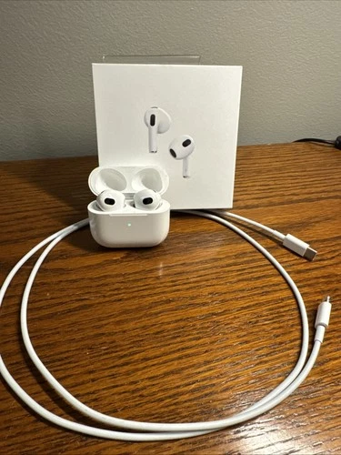 Apple AirPods 3rd Generation Wireless In-Ear Headset Complete with charger & box