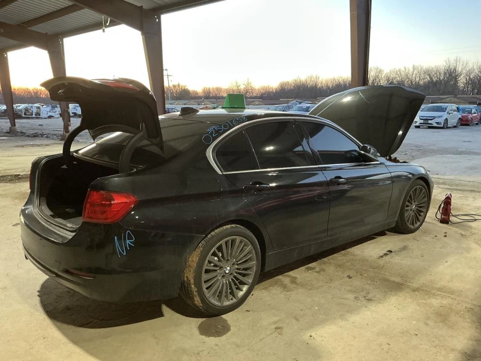 Radiator N26 Engine Sulev Main Fits 12-16 BMW 328i 4891916 Foto 2 de 4