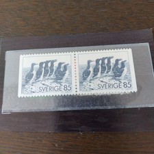 Sweden stamp set of 2 from 1985 with bird design