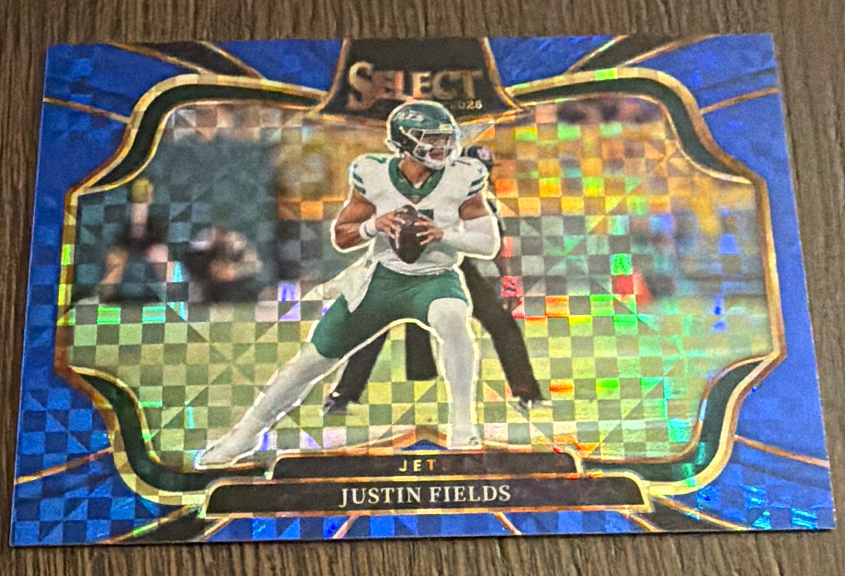 2025 Panini Select FIELD LEVEL BLUE POWER /75 Justin Fields #475