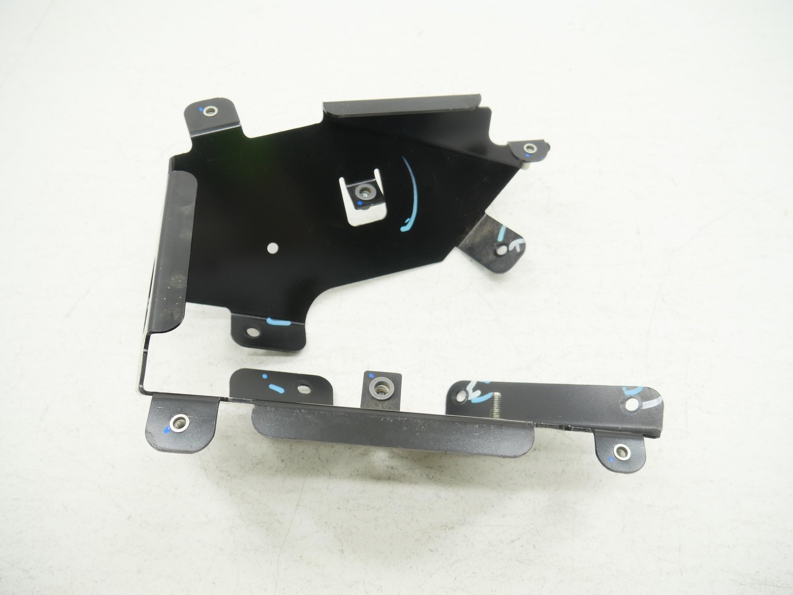 Used Right Passenger Side Metal Floor Bracket Brace Set 2020-2023 Mclaren GT OEM