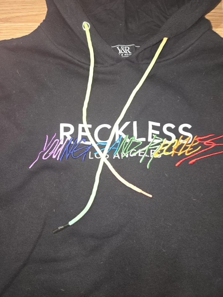 Sudadera con Capucha Edición Limitada RARA Negra Y Arco Iris Joven E Imprudente Foto 4 de 4