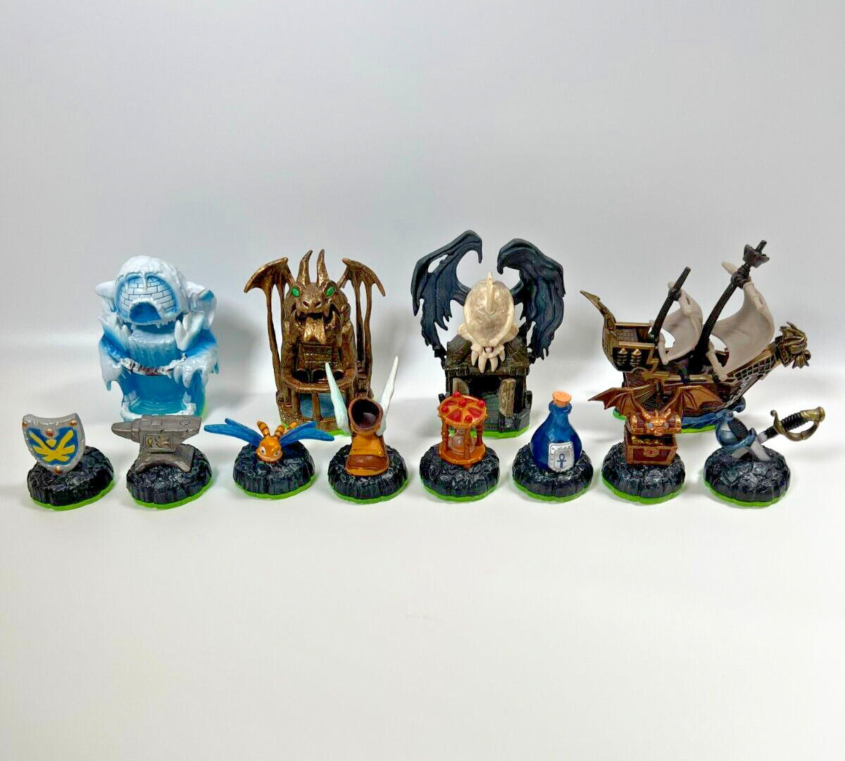 Skylanders Spyro's Adventure Magic Item Figures Bundle Level Set