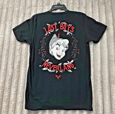 Disney Peter Pan Lost Boys Neverland Graphic Print T Shirt Medium V Neck 2 Sided