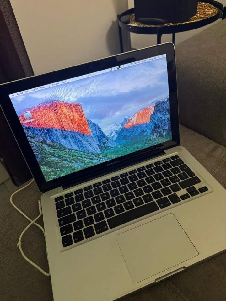 Apple MacBook Pro 13" 2011 · i5 · 8GB · 256GB, foto 2 di 5