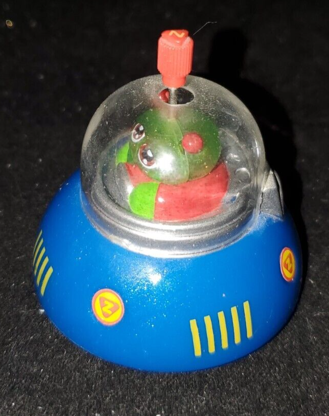 Classic 2.125" SPACE ALIEN FLYING SAUCER / UFO - Wind-up Rolling Toy ...