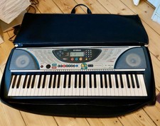 Keyboard Yamaha PSR-240 inkl. Tasche
