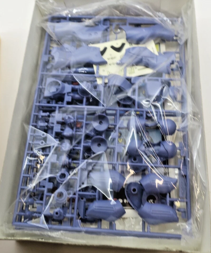 Vintage Imai Macross 1/144 Nousjadeul-Ger Powered Suit Model Kit #25 - Image 4 of 4