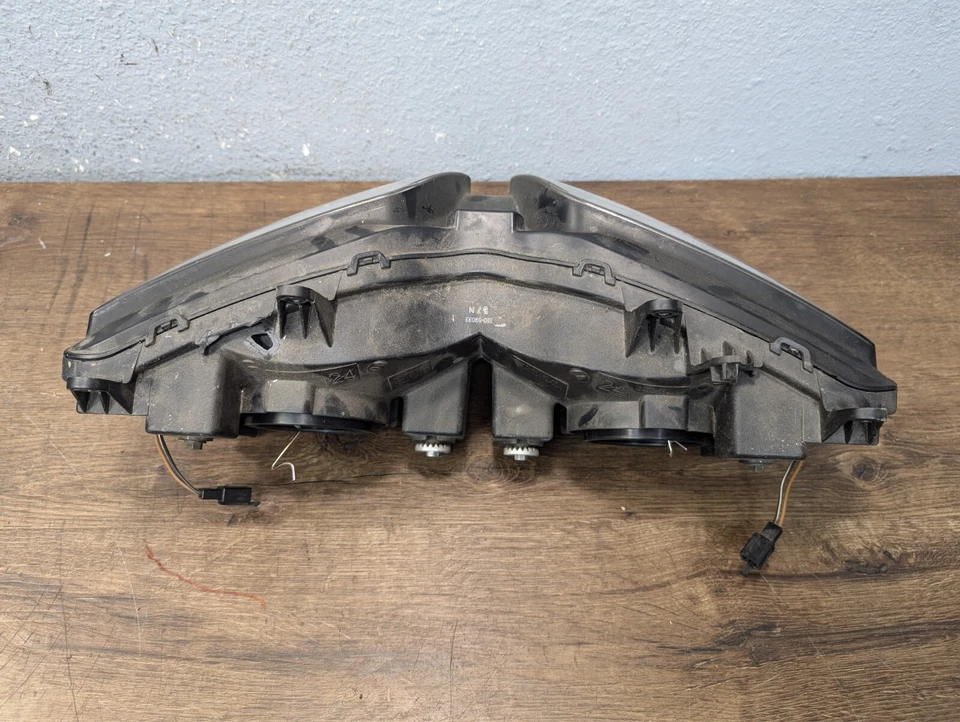 SUZUKI SV650 2004 OEM FARO DELANTERO FARO CONJUNTO DE LUZ - 35100-16G30-999 Foto 3 de 4