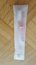 Dental Set Reise Zahnbürste Zahnpasta NEU Colgate aus China (5)